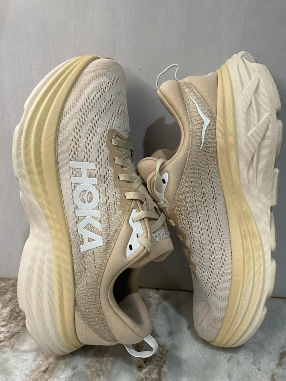 Hoka Bondi 8 Women's 9B Shifting Sand Eggnog Neutral Max Cushion - Picture 6 of 10